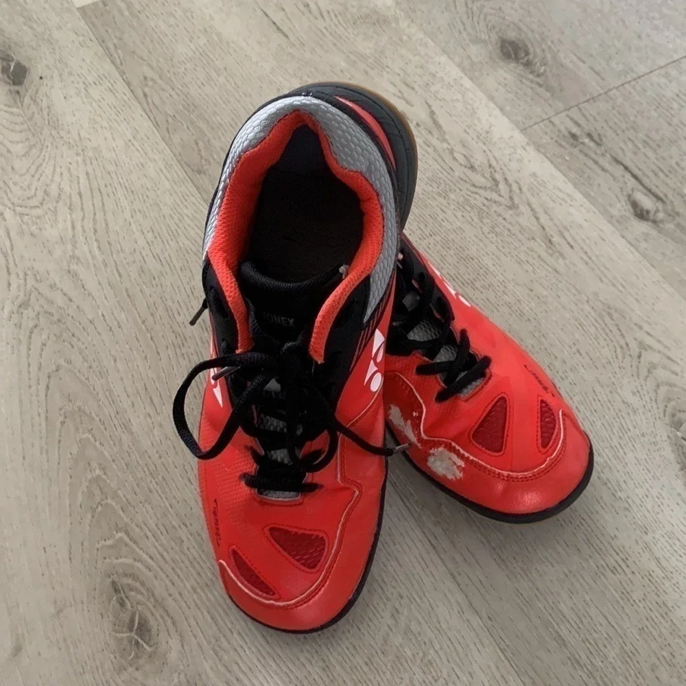 Yonex Power Cushion Toe assist‎ shape Womens Size 9 red All Court Tennis Shoes